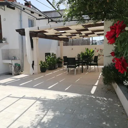Holiday House Tina Pula Exterior photo